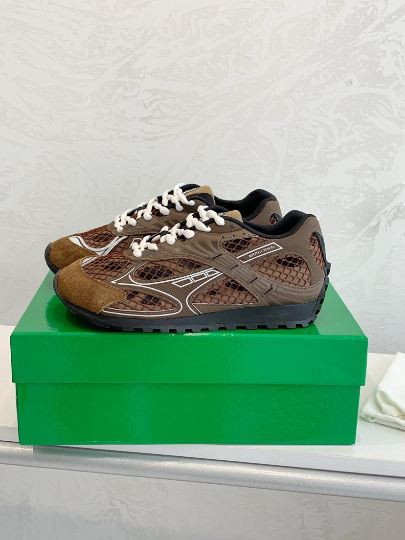 b0tte*a Ven*ta orbit sneaker