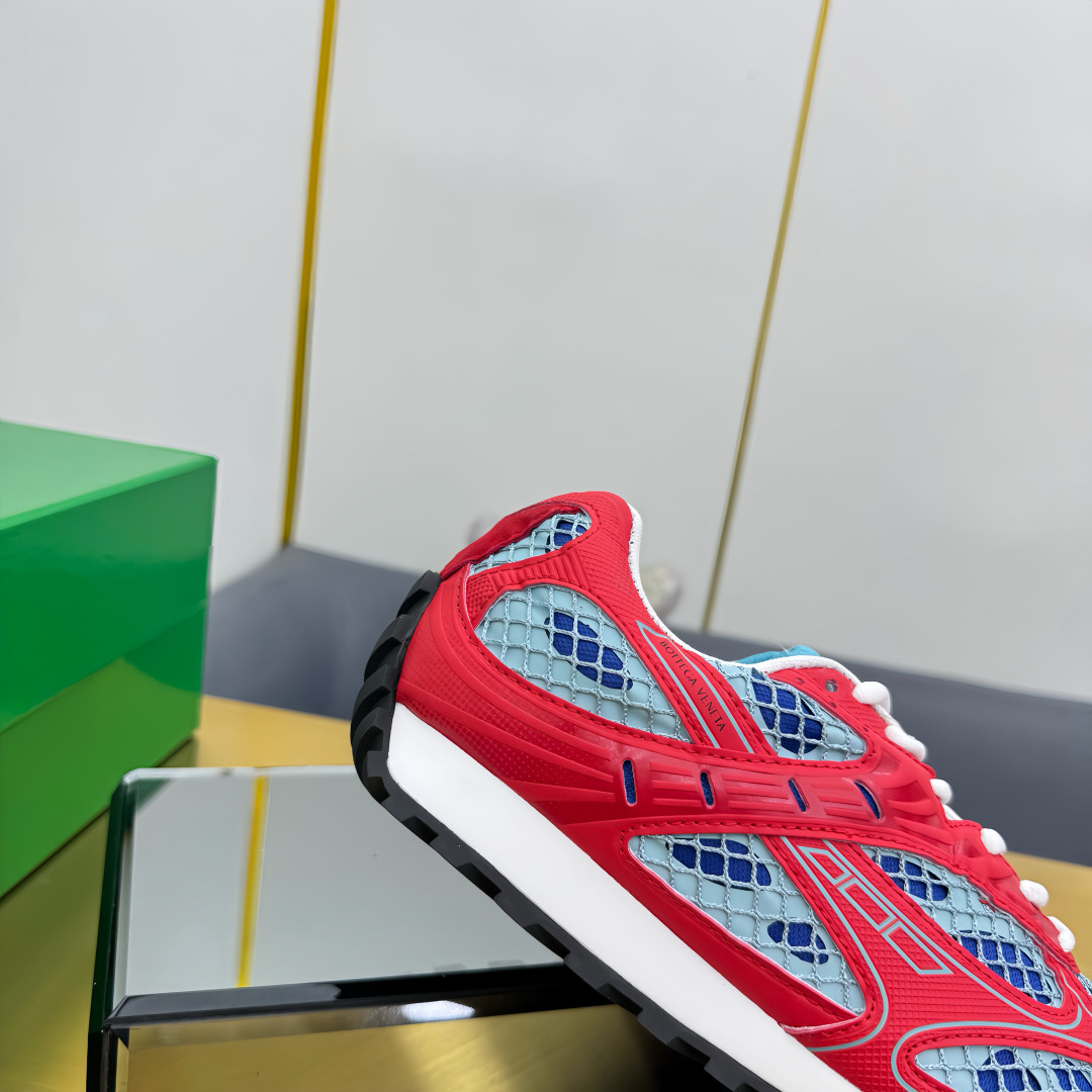 b0tte*a Ven*ta orbit sneaker