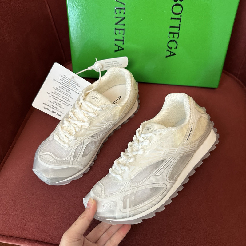 b0tte*a Ven*ta orbit sneaker