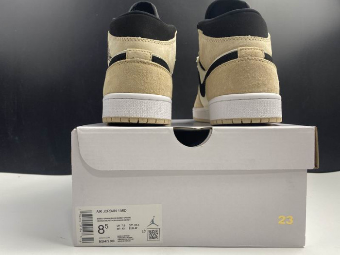Air Jordan 1 Mid 