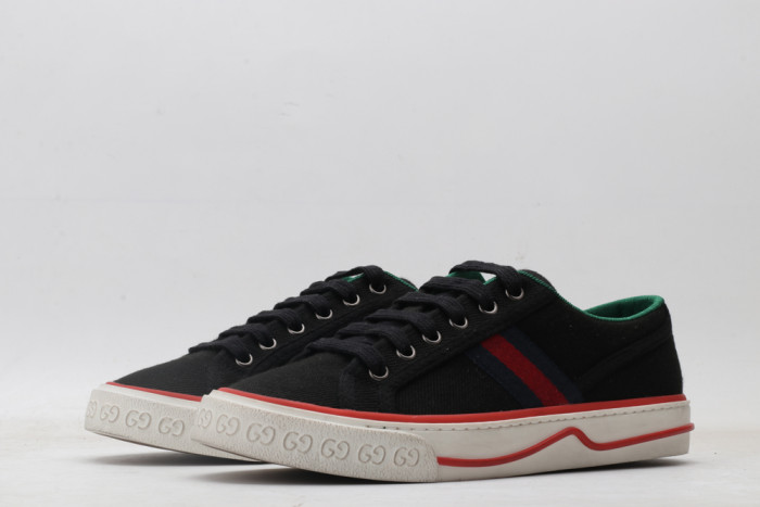 G*u*i low-top sneaker