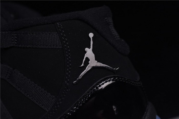 Air Jordan 11 “Cap and Gown” black 378037-005