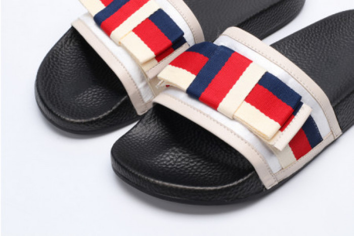 GUCC SLIPPERS